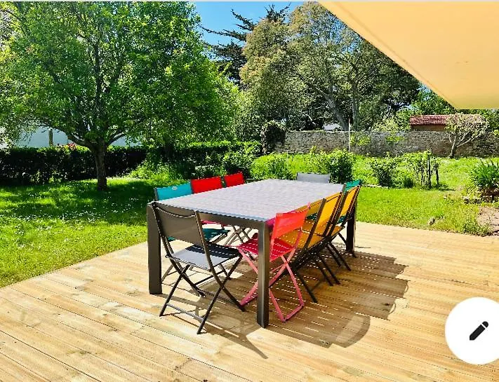 Confortable Maison A Tregastel Holiday home