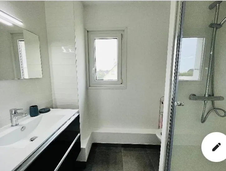 Holiday home Confortable Maison A Tregastel