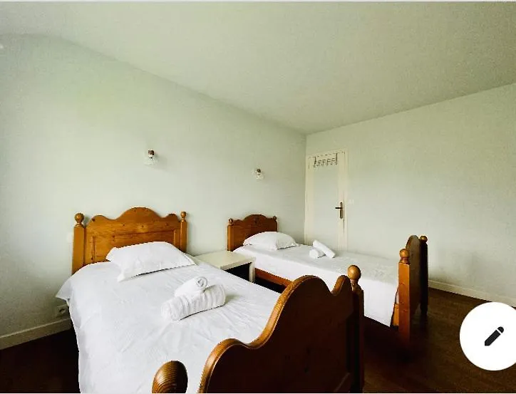 Holiday home Confortable Maison A Tregastel
