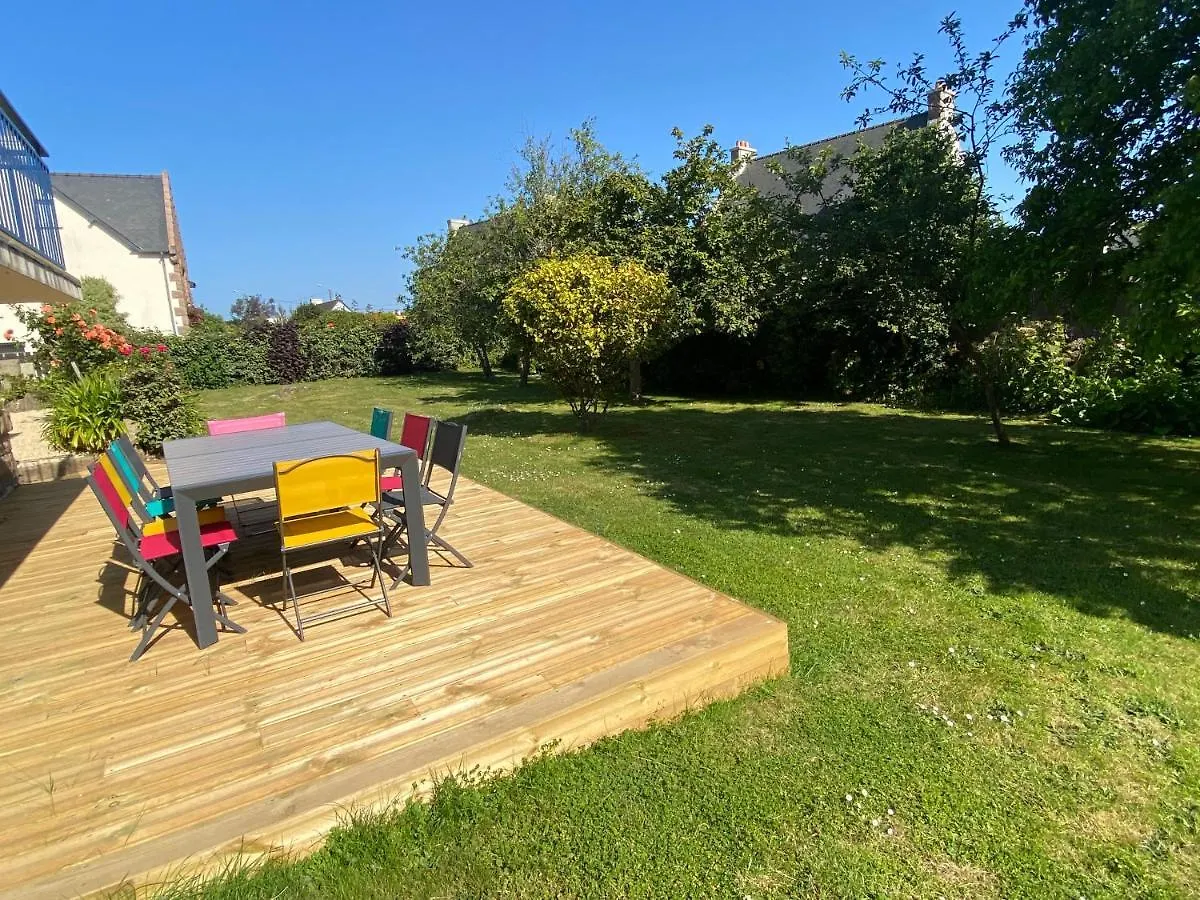 Confortable Maison A Tregastel Holiday home
